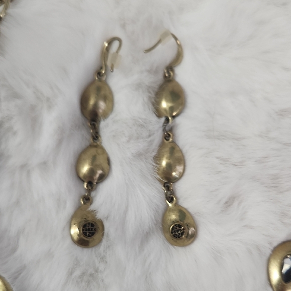 Nicole Miller Iridescent Necklace and Earring Set - Picture 6 of 7